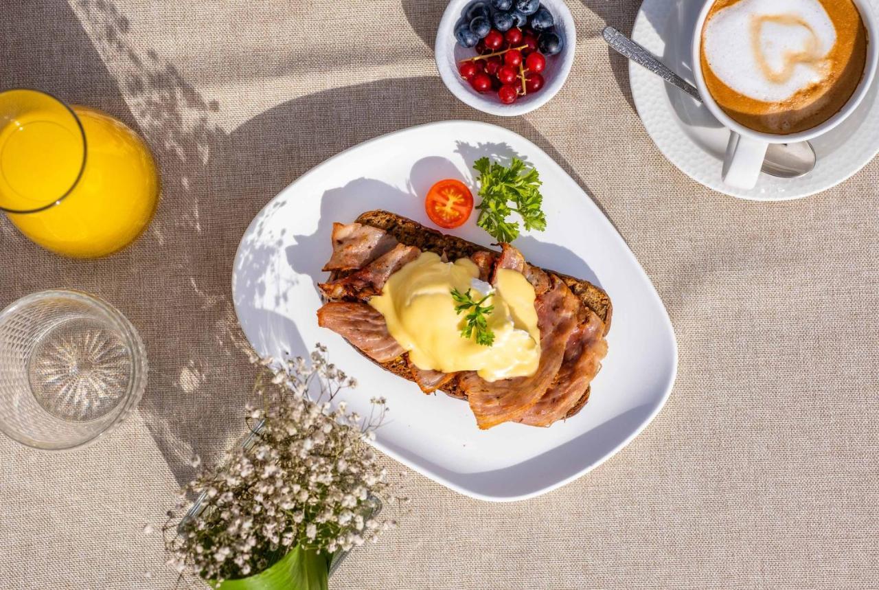 Soho Boutique Castillo de Santa Catalina - Adults Recommended Málaga Extérieur photo Toast with ham and cheese