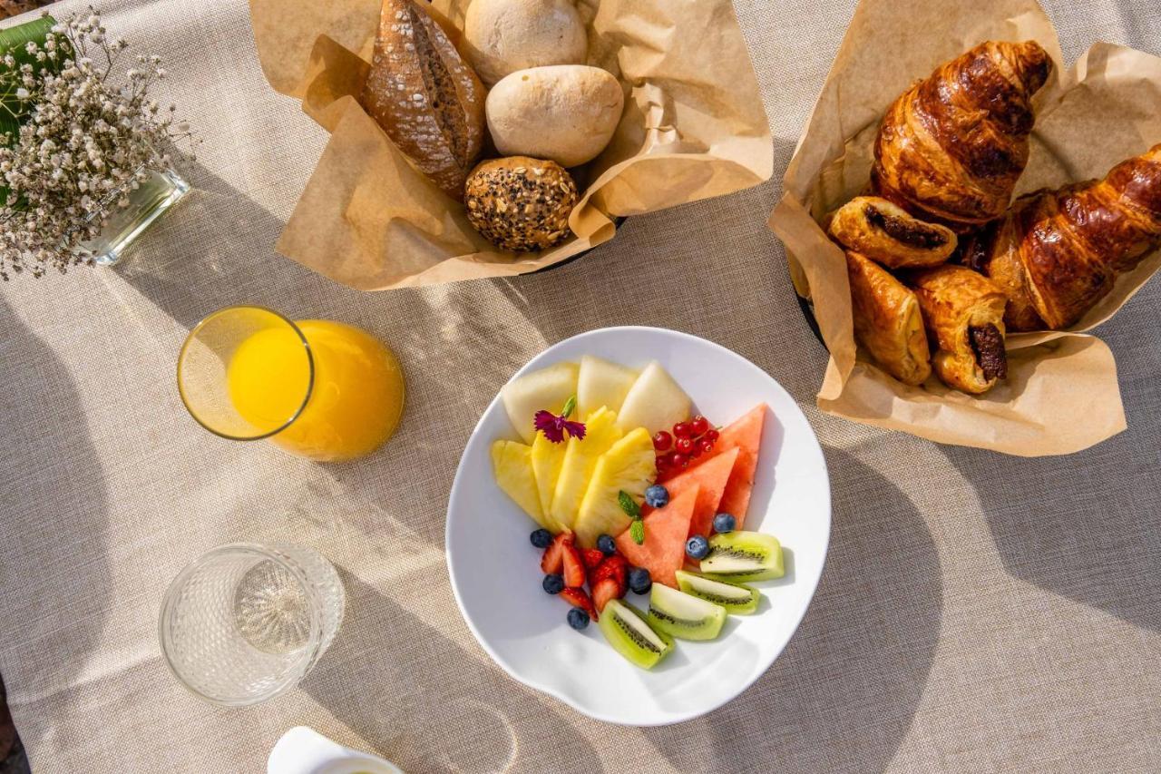 Soho Boutique Castillo de Santa Catalina - Adults Recommended Málaga Extérieur photo A continental breakfast