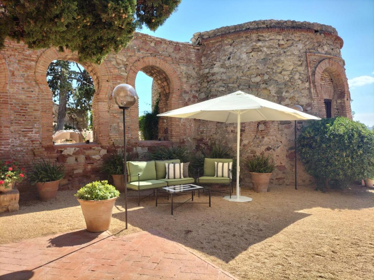 Soho Boutique Castillo de Santa Catalina - Adults Recommended Málaga Extérieur photo The Roman baths of the city of Mérida, Spain