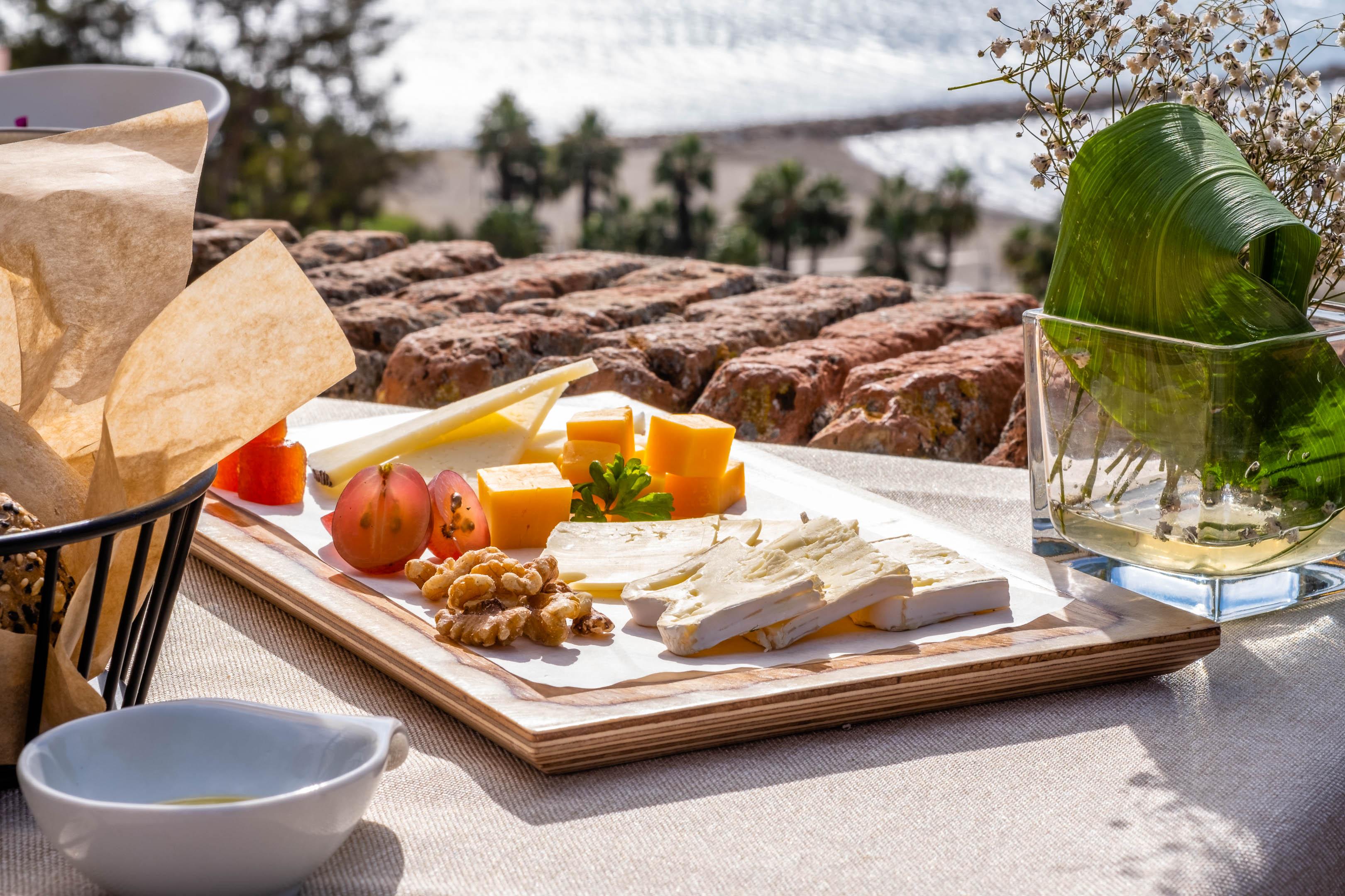 Soho Boutique Castillo de Santa Catalina - Adults Recommended Málaga Extérieur photo A cheese platter